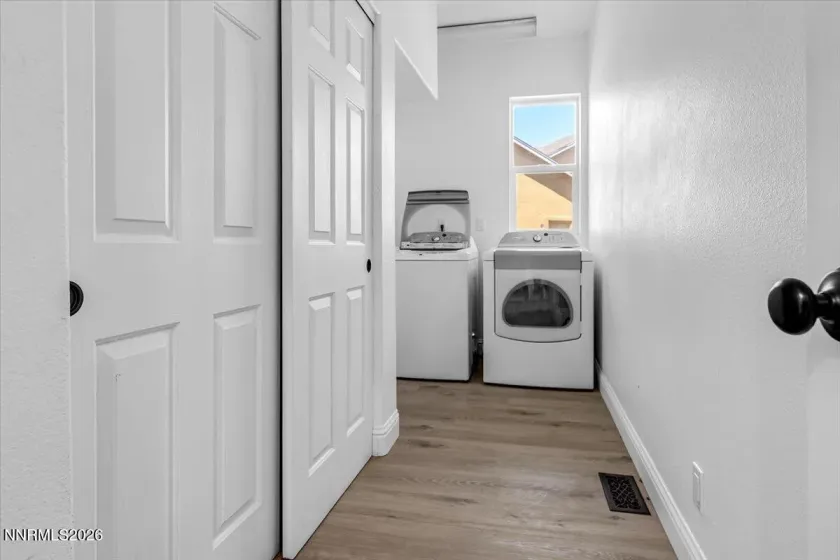 3224 Mirador, Sparks, Nevada 89436, 3 Bedrooms Bedrooms, ,3 BathroomsBathrooms,Residential,Residential,Mirador,0,260003914