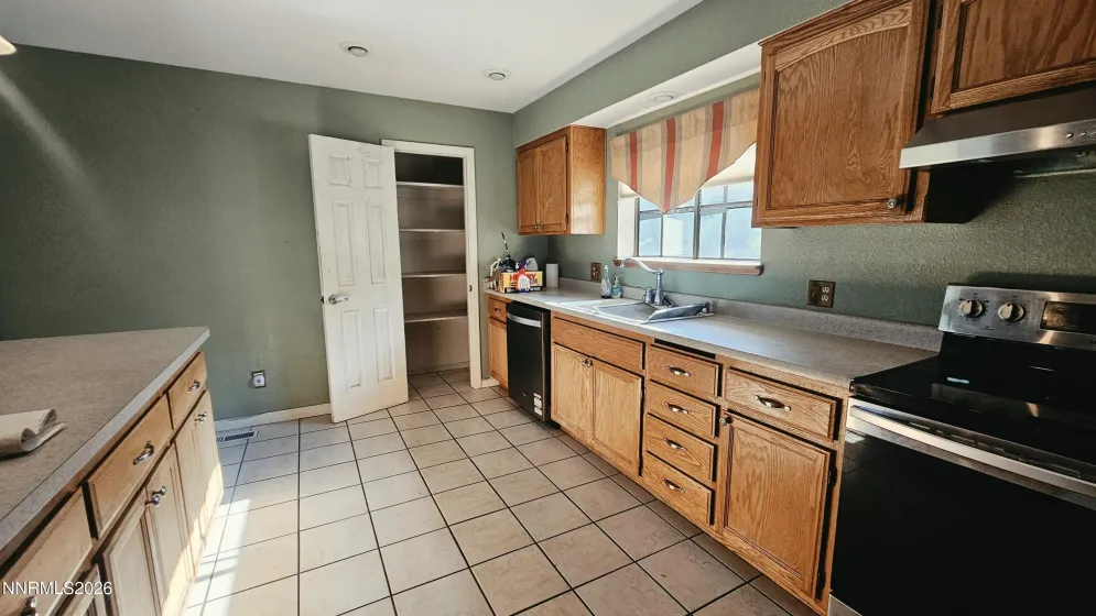 3706 Prospect, Carson City, Nevada 89703, 3 Bedrooms Bedrooms, ,2 BathroomsBathrooms,Residential,Residential,Prospect,0,260010054