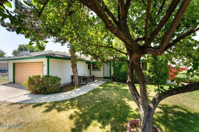 1290 Autumn Hills, Reno, Nevada 89511, 3 Bedrooms Bedrooms, ,2 BathroomsBathrooms,Residential,Residential,Autumn Hills,0,260010057
