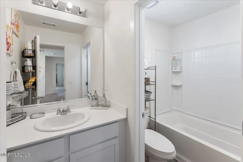 1377 Full Moon, Sparks, Nevada 89436, 4 Bedrooms Bedrooms, ,3 BathroomsBathrooms,Residential,Residential,Full Moon,0,260010059