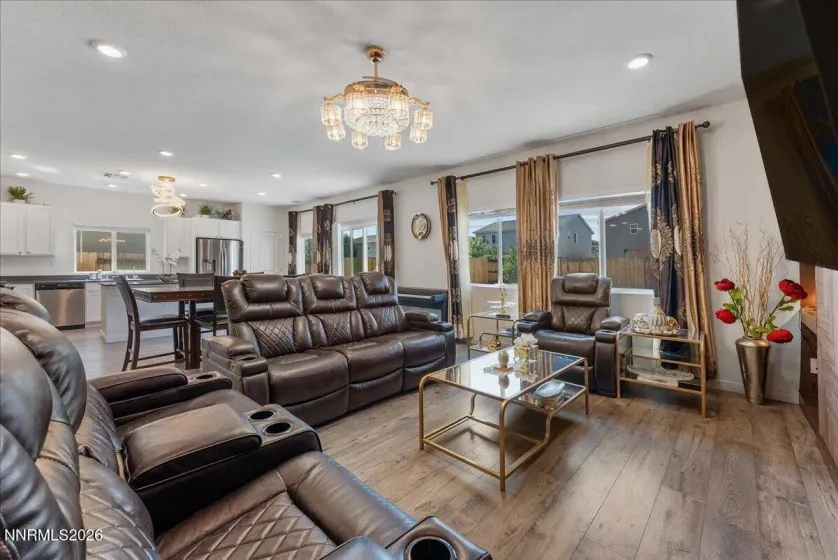 1377 Full Moon, Sparks, Nevada 89436, 4 Bedrooms Bedrooms, ,3 BathroomsBathrooms,Residential,Residential,Full Moon,0,260010059