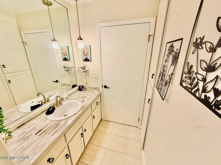 858 Lighthouse, Reno, Nevada 89511, 4 Bedrooms Bedrooms, ,3 BathroomsBathrooms,Residential,Residential,Lighthouse,0,260010061