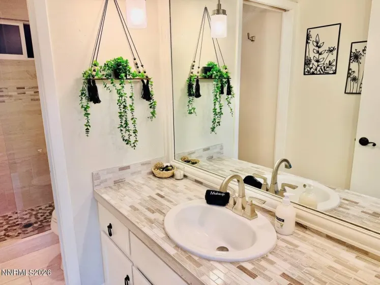 858 Lighthouse, Reno, Nevada 89511, 4 Bedrooms Bedrooms, ,3 BathroomsBathrooms,Residential,Residential,Lighthouse,0,260010061