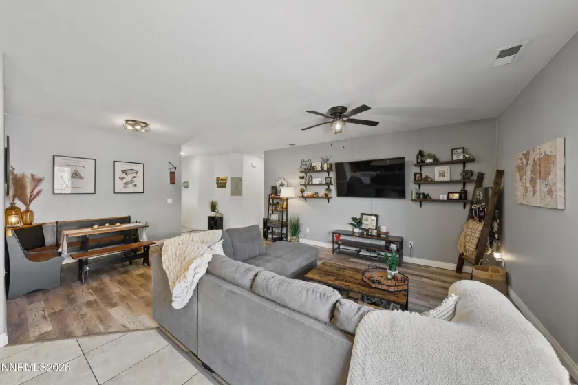 18617 Ivyberry, Reno, Nevada 89508, 3 Bedrooms Bedrooms, ,2 BathroomsBathrooms,Residential,Residential,Ivyberry,0,260010062
