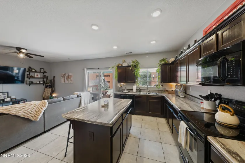 18617 Ivyberry, Reno, Nevada 89508, 3 Bedrooms Bedrooms, ,2 BathroomsBathrooms,Residential,Residential,Ivyberry,0,260010062