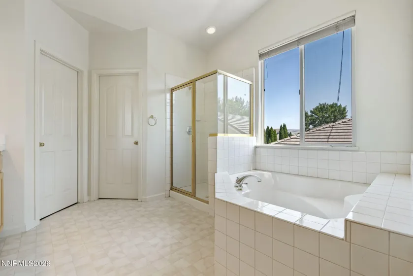 7318 La Costa, Sparks, Nevada 89436, 4 Bedrooms Bedrooms, ,3 BathroomsBathrooms,Residential,Residential,La Costa,0,260010063