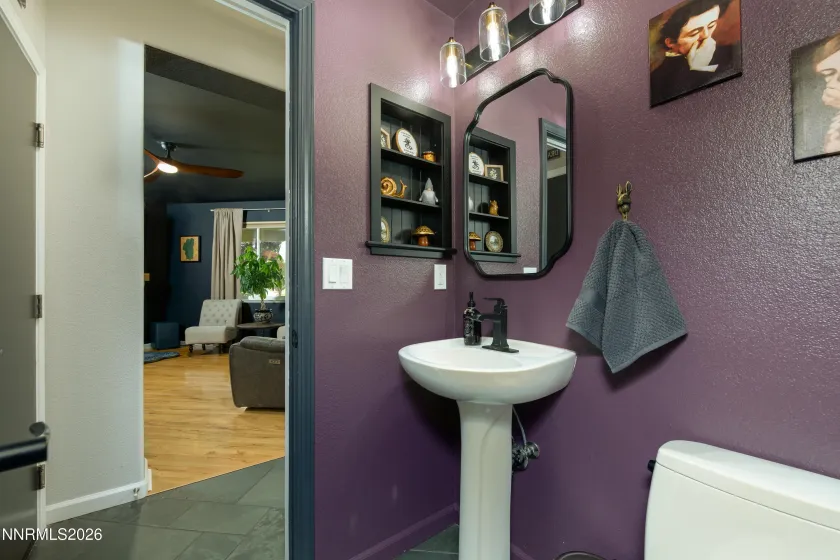 908 Lakeview, Dayton, Nevada 89403, 3 Bedrooms Bedrooms, ,3 BathroomsBathrooms,Residential,Residential,Lakeview,0,260010064