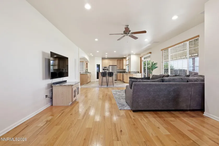 2465 Sorrento, Sparks, Nevada 89434, 4 Bedrooms Bedrooms, ,3 BathroomsBathrooms,Residential,Residential,Sorrento,0,260010065