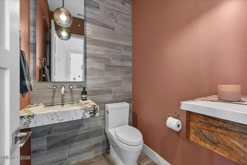 1196 Eagle Vista, Reno, Nevada 89511, 5 Bedrooms Bedrooms, ,6 BathroomsBathrooms,Residential,Residential,Eagle Vista,0,260010066