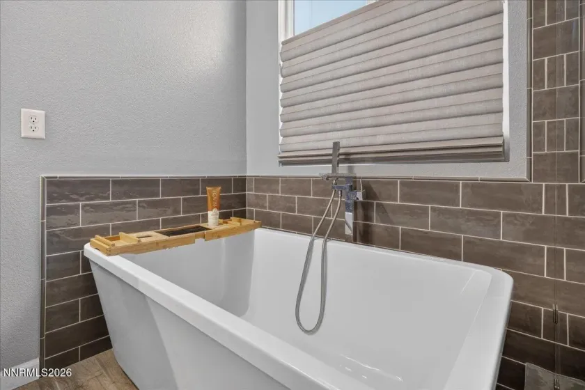 1460 Shadow, Fernley, Nevada 89408, 3 Bedrooms Bedrooms, ,2 BathroomsBathrooms,Residential,Residential,Shadow,0,260010067