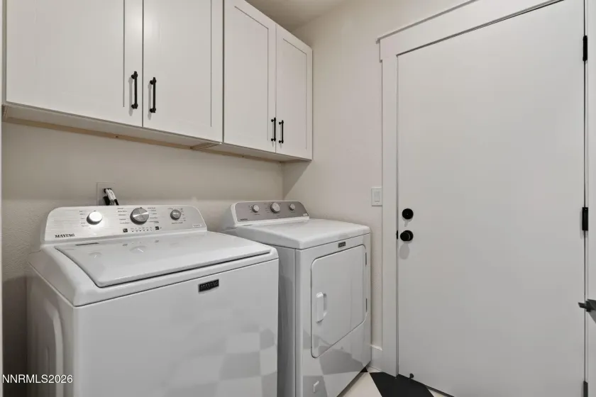 968 Pinewood, Sparks, Nevada 89434, 4 Bedrooms Bedrooms, ,3 BathroomsBathrooms,Residential,Residential,Pinewood,0,260010071