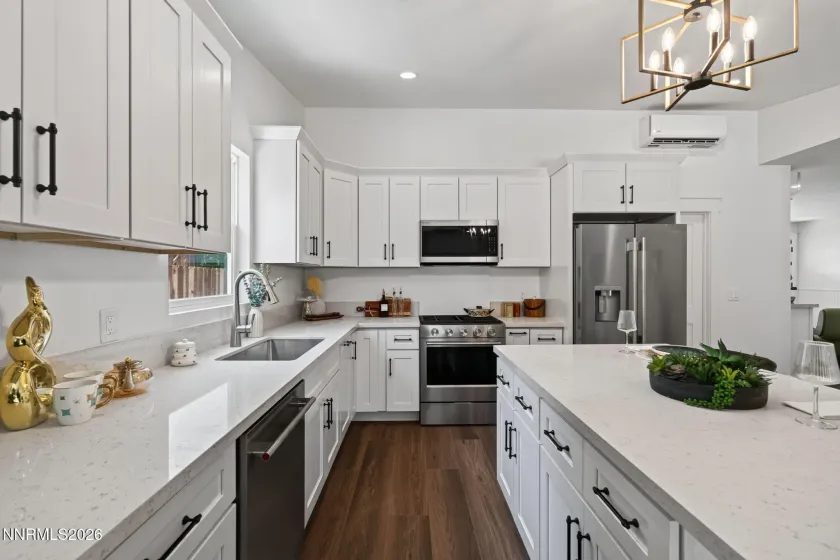 968 Pinewood, Sparks, Nevada 89434, 4 Bedrooms Bedrooms, ,3 BathroomsBathrooms,Residential,Residential,Pinewood,0,260010071
