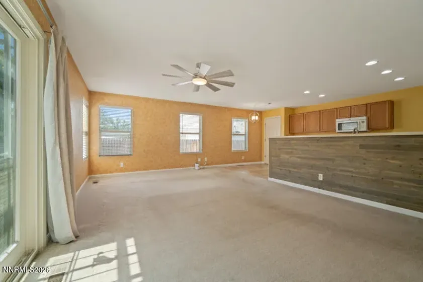 895 Promedio, Sparks, Nevada 89436, 4 Bedrooms Bedrooms, ,3 BathroomsBathrooms,Residential,Residential,Promedio,0,260010073