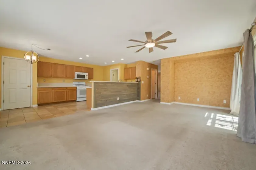 895 Promedio, Sparks, Nevada 89436, 4 Bedrooms Bedrooms, ,3 BathroomsBathrooms,Residential,Residential,Promedio,0,260010073