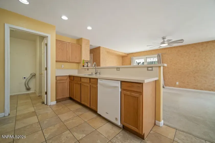 895 Promedio, Sparks, Nevada 89436, 4 Bedrooms Bedrooms, ,3 BathroomsBathrooms,Residential,Residential,Promedio,0,260010073
