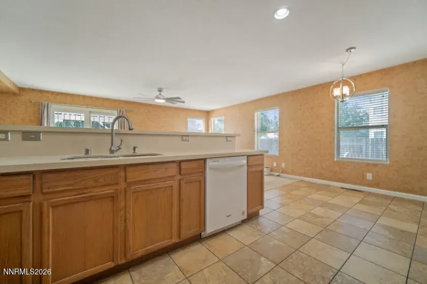 895 Promedio, Sparks, Nevada 89436, 4 Bedrooms Bedrooms, ,3 BathroomsBathrooms,Residential,Residential,Promedio,0,260010073