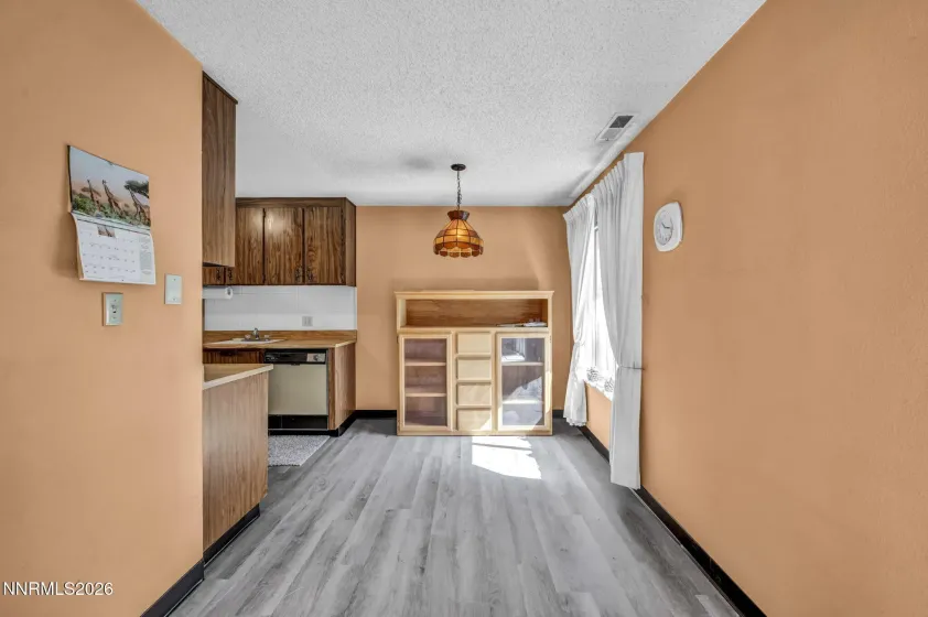400 Saliman, Carson City, Nevada 89701, 2 Bedrooms Bedrooms, ,1 BathroomBathrooms,Residential,Residential,Saliman,0,260010076