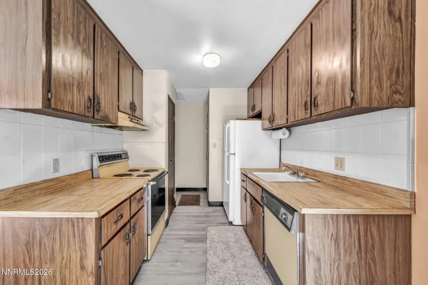400 Saliman, Carson City, Nevada 89701, 2 Bedrooms Bedrooms, ,1 BathroomBathrooms,Residential,Residential,Saliman,0,260010076