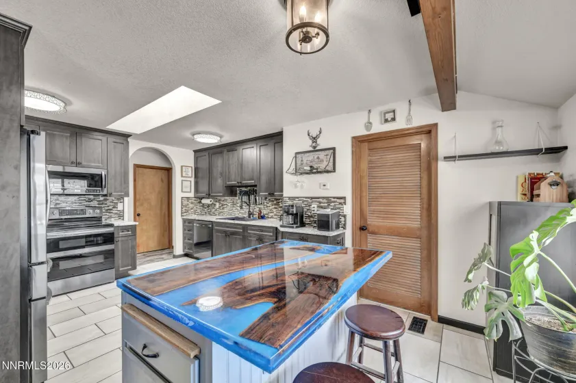 1641 Johnson, Minden, Nevada 89423, 4 Bedrooms Bedrooms, ,2 BathroomsBathrooms,Residential,Residential,Johnson,0,260010082