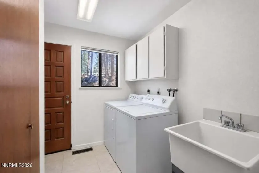 191 Kingsbury, Stateline, Nevada 89449, 3 Bedrooms Bedrooms, ,3 BathroomsBathrooms,Residential,Residential,Kingsbury,0,260010091