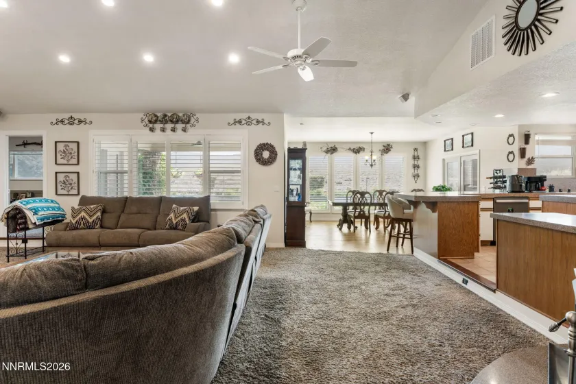206 Gold Creek, Dayton, Nevada 89403, 4 Bedrooms Bedrooms, ,3 BathroomsBathrooms,Residential,Residential,Gold Creek,0,260010092