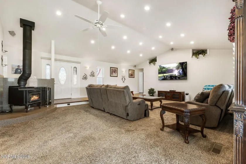 206 Gold Creek, Dayton, Nevada 89403, 4 Bedrooms Bedrooms, ,3 BathroomsBathrooms,Residential,Residential,Gold Creek,0,260010092