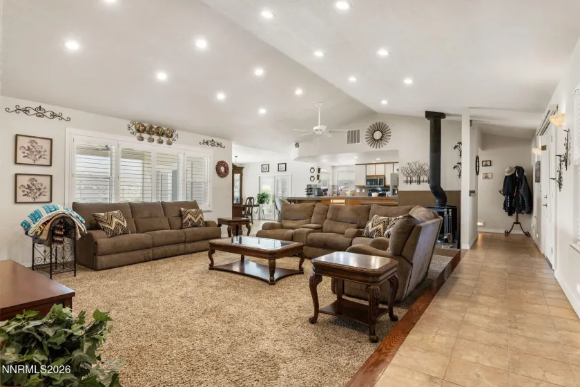 206 Gold Creek, Dayton, Nevada 89403, 4 Bedrooms Bedrooms, ,3 BathroomsBathrooms,Residential,Residential,Gold Creek,0,260010092