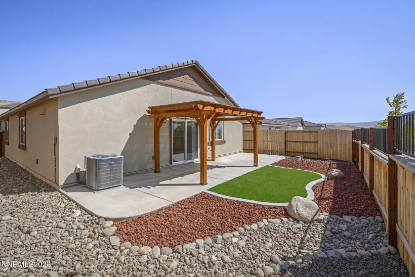 933 Cascade Range, Sparks, Nevada 89436, 3 Bedrooms Bedrooms, ,2 BathroomsBathrooms,Residential,Residential,Cascade Range,0,260010093
