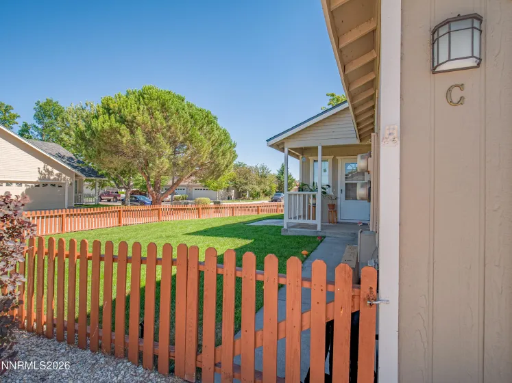 1286 Chardonnay, Gardnerville, Nevada 89460, 12 Bedrooms Bedrooms, ,8 BathroomsBathrooms,Residential Income,Residential,Chardonnay,0,260010094