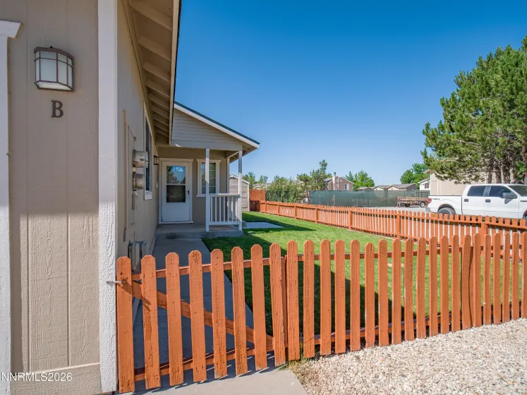 1286 Chardonnay, Gardnerville, Nevada 89460, 12 Bedrooms Bedrooms, ,8 BathroomsBathrooms,Residential Income,Residential,Chardonnay,0,260010094