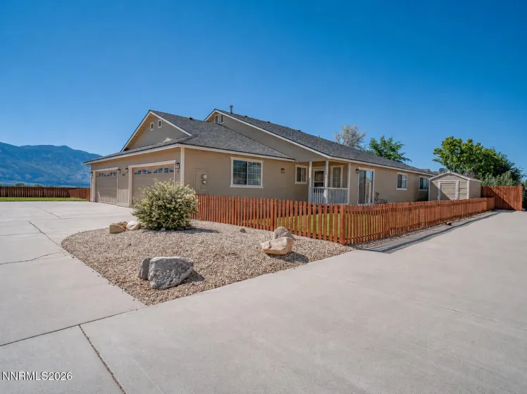 1286 Chardonnay, Gardnerville, Nevada 89460, 12 Bedrooms Bedrooms, ,8 BathroomsBathrooms,Residential Income,Residential,Chardonnay,0,260010094
