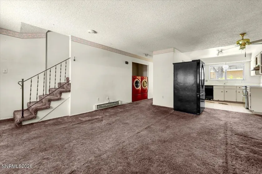 424 Smithridge, Reno, Nevada 89502, 2 Bedrooms Bedrooms, ,2 BathroomsBathrooms,Residential,Residential,Smithridge,0,260010097