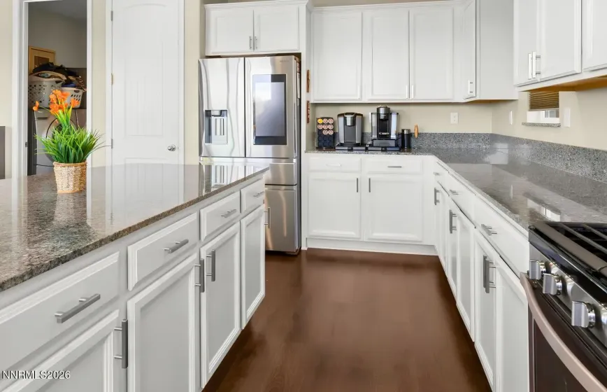 6535 Angels Orchard, Sparks, Nevada 89436, 5 Bedrooms Bedrooms, ,3 BathroomsBathrooms,Residential Lease,Manufactured,Angels Orchard,0,260010098