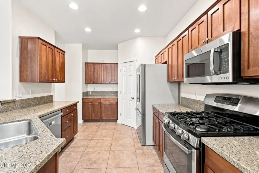 789 Country View, Reno, Nevada 89506, 4 Bedrooms Bedrooms, ,3 BathroomsBathrooms,Residential,Residential,Country View,0,260010099