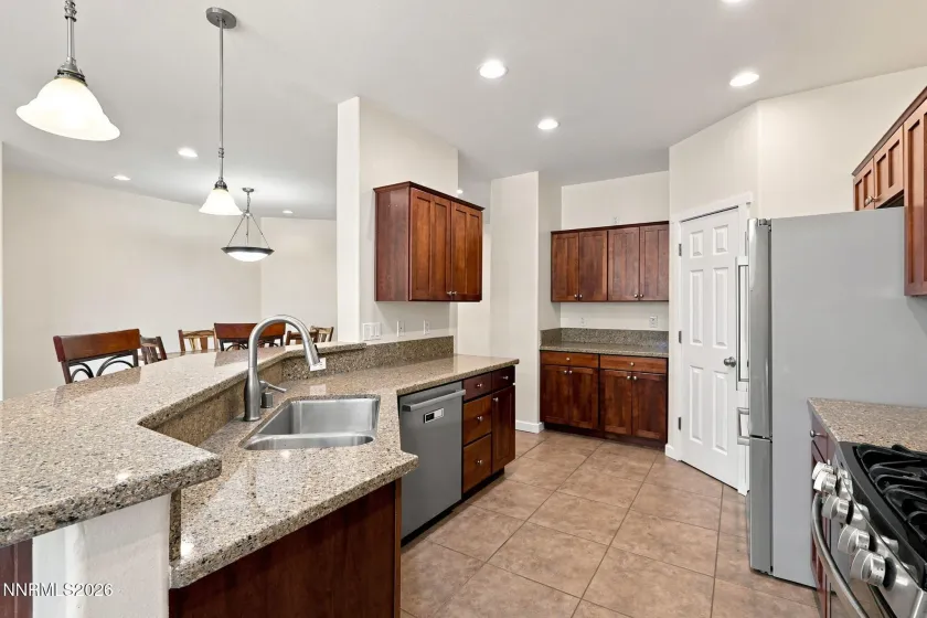 789 Country View, Reno, Nevada 89506, 4 Bedrooms Bedrooms, ,3 BathroomsBathrooms,Residential,Residential,Country View,0,260010099