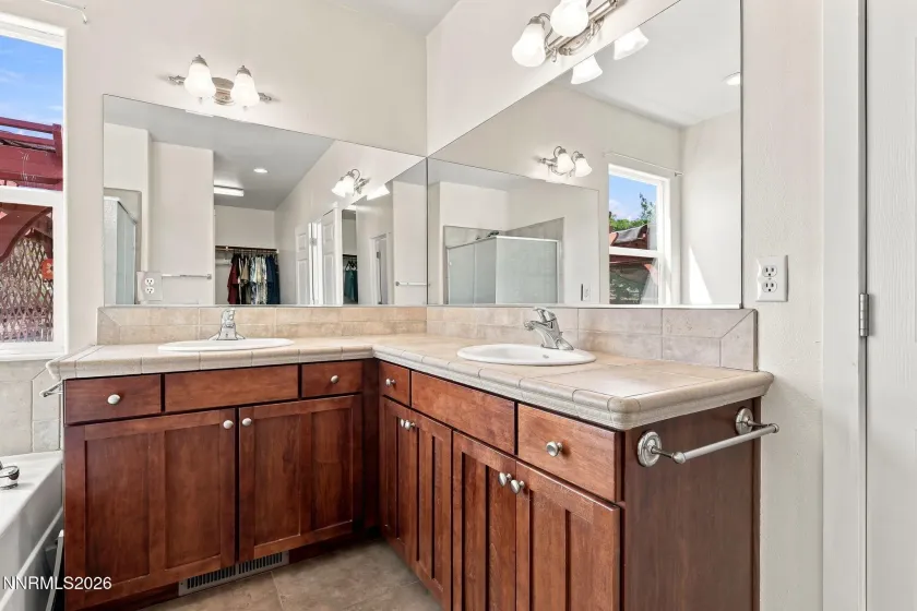 789 Country View, Reno, Nevada 89506, 4 Bedrooms Bedrooms, ,3 BathroomsBathrooms,Residential,Residential,Country View,0,260010099