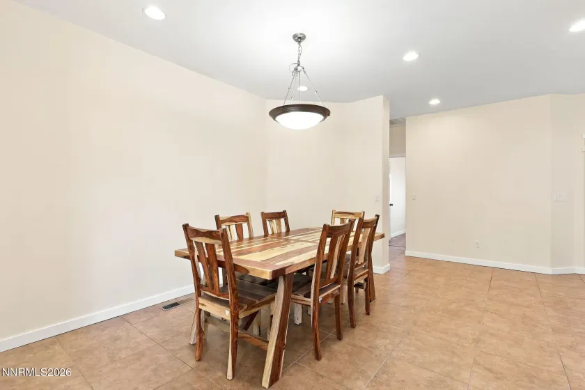 789 Country View, Reno, Nevada 89506, 4 Bedrooms Bedrooms, ,3 BathroomsBathrooms,Residential,Residential,Country View,0,260010099