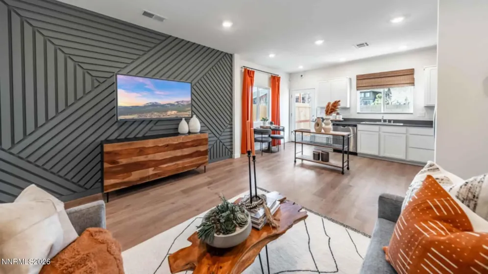8314 Violet Oak, Reno, Nevada 89506, 3 Bedrooms Bedrooms, ,3 BathroomsBathrooms,Residential,Residential,Violet Oak,0,260010100