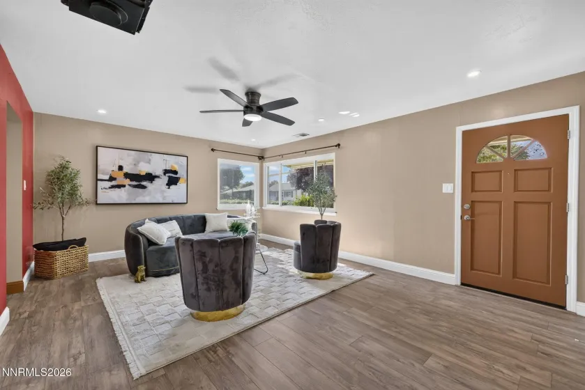 308 L, Sparks, Nevada 89431, 3 Bedrooms Bedrooms, ,2 BathroomsBathrooms,Residential,Residential,L,0,260010103