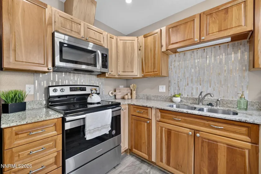 308 L, Sparks, Nevada 89431, 3 Bedrooms Bedrooms, ,2 BathroomsBathrooms,Residential,Residential,L,0,260010103