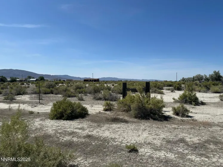 1100 Horseshoe Bend, Lovelock, Nevada 89419, 3 Bedrooms Bedrooms, ,2 BathroomsBathrooms,Residential,Residential,Horseshoe Bend,0,260010095