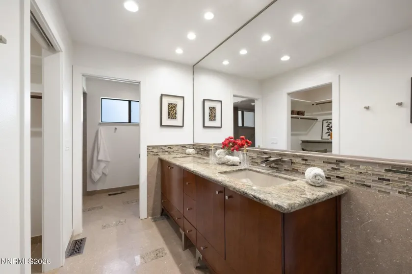 4881 Lakeridge, Reno, Nevada 89509, 3 Bedrooms Bedrooms, ,2 BathroomsBathrooms,Residential,Residential,Lakeridge,0,260010106
