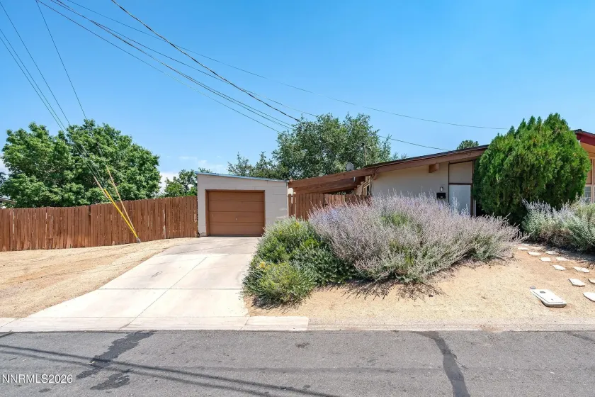11304 Green Mountain, Reno, Nevada 89506, 2 Bedrooms Bedrooms, ,1 BathroomBathrooms,Residential,Residential,Green Mountain,0,260010109