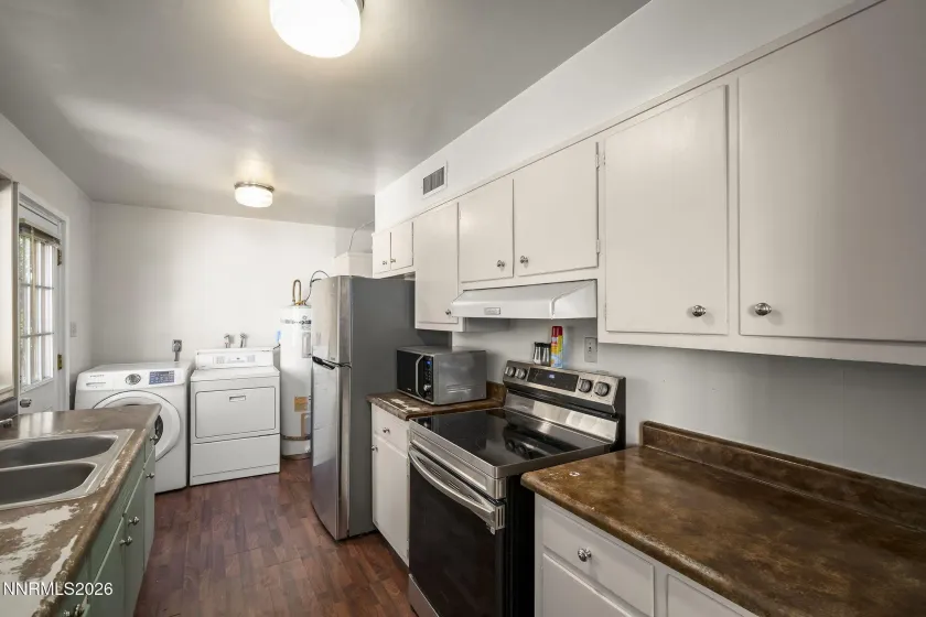 11304 Green Mountain, Reno, Nevada 89506, 2 Bedrooms Bedrooms, ,1 BathroomBathrooms,Residential,Residential,Green Mountain,0,260010109