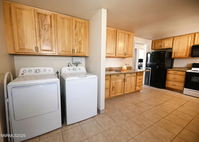 210 Willow, Lovelock, Nevada 89419, 4 Bedrooms Bedrooms, ,2 BathroomsBathrooms,Residential,Residential,Willow,0,260010117