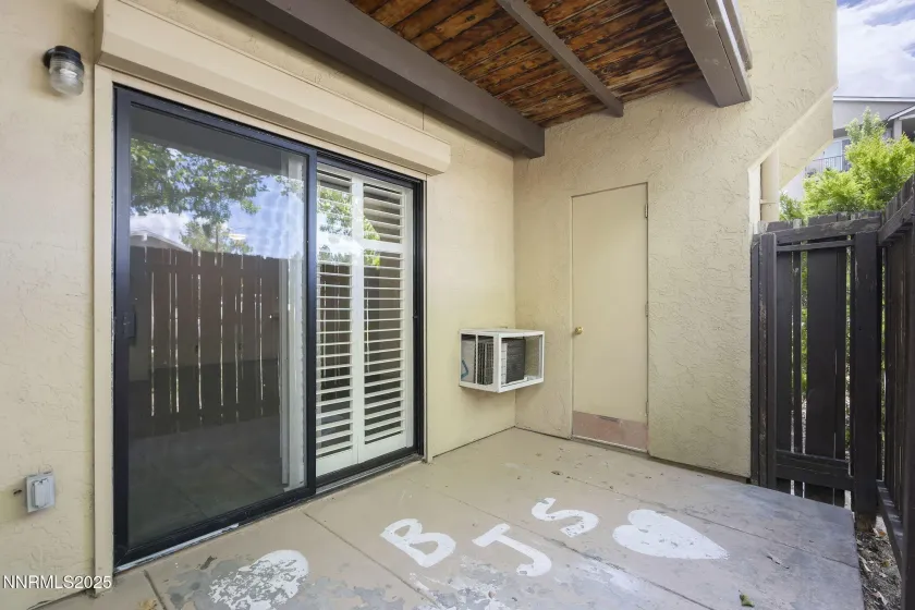 2450 Lymbery, Reno, Nevada 89509, 2 Bedrooms Bedrooms, ,1 BathroomBathrooms,Residential,Residential,Lymbery,0,250053929