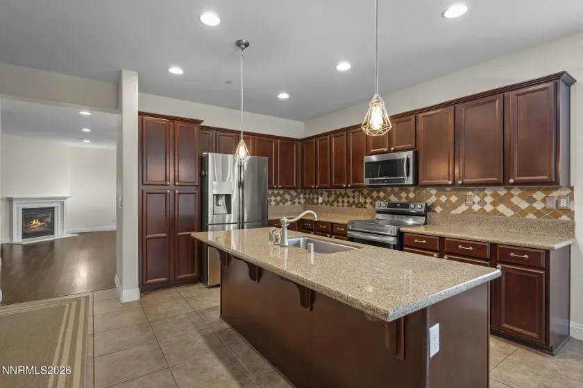 5379 Desertstone, Sparks, Nevada 89436, 4 Bedrooms Bedrooms, ,3 BathroomsBathrooms,Residential,Residential,Desertstone,0,260010121