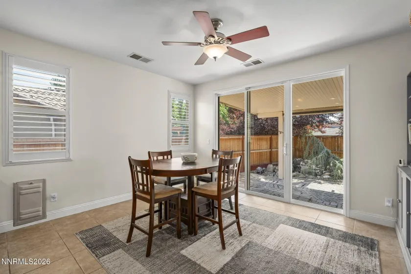 5379 Desertstone, Sparks, Nevada 89436, 4 Bedrooms Bedrooms, ,3 BathroomsBathrooms,Residential,Residential,Desertstone,0,260010121