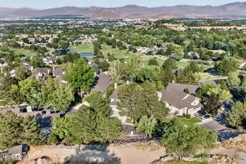 6087 Carriage House, Reno, Nevada 89519, 4 Bedrooms Bedrooms, ,3 BathroomsBathrooms,Residential,Residential,Carriage House,0,260010146