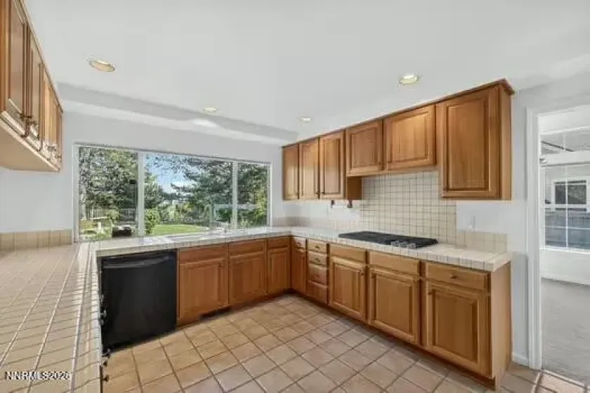 6087 Carriage House, Reno, Nevada 89519, 4 Bedrooms Bedrooms, ,3 BathroomsBathrooms,Residential,Residential,Carriage House,0,260010146